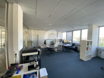 Moderne Büroflächen Citylage – vielseitig nutzbar mit Stellplätzen - Bild (93320)