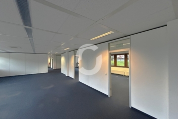 Helle Bürofläche eingangs Böblinger Hulb - 1.OG Bauteil 2 (89993)