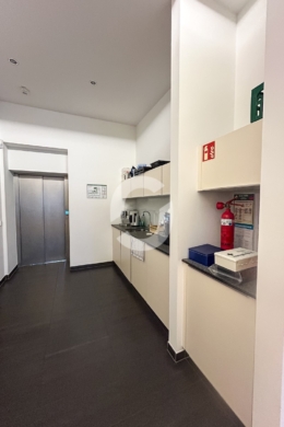 Exklusive: 507 m² Altbau-Bürofläche in Toplage - Teeküche (95714)