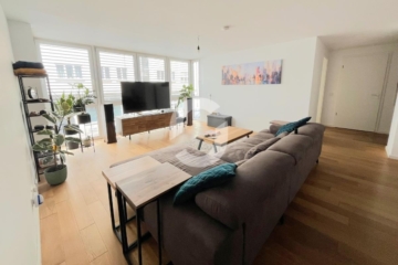 Hochwertige 4 Zimmer-Wohnung am Kernerplatz - Wohnzimmer (91202)