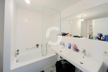 Hochwertige 4 Zimmer-Wohnung am Kernerplatz - Badezimmer (90741)