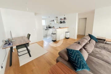 Hochwertige 4 Zimmer-Wohnung am Kernerplatz - Wohnzimmer (90785)