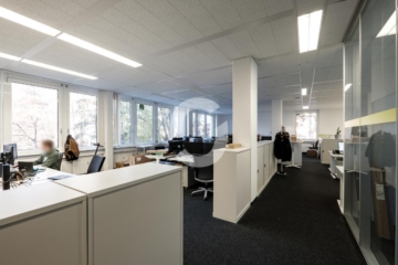 gut geschnittene Bürofläche – Kühlung möglich - Bild (75492)