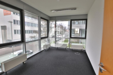 Hochwertige Büroflächen an modernem Dienstleistungsstandort - 5B7A1204 (76586)