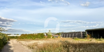 Eingeschotterte Freifläche in Schlierbach - Titel Impression (89140)