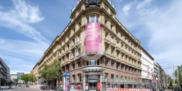 Repräsentative Bürofläche direkt an der Königstraße - Titelbild (95330)