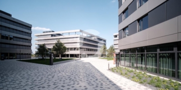 Zukunftsträchtiger Gewerbekomplex in Leinfelden-Echterdingen, 70771 Leinfelden-Echterdingen, Bürohaus