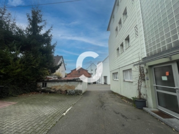 RESERVIERT | Wohn- und Geschäftshaus in zentraler Lage von Kornwestheim - Innenhof (90073)