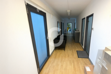 Modernes Büro am Wilhelmsplatz - Gang (91698)