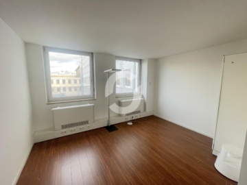 Moderne und möbilierte Bürofläche im Zentrum - Büro (84690)