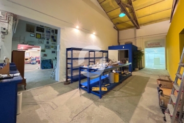 Flexible Gewerbeflächen mit Lager und Büro - Lagerfläche (84203)