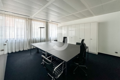 Büroflächen zur Miete in Stuttgart: 230–400 m² in zentraler Lage am Hauptbahnhof - Büro (97732)
