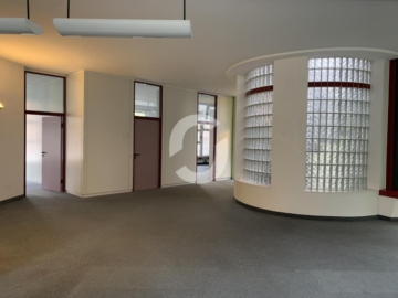 Attraktive Büro- und Praxisfläche – mit direktem Anschluss an B10 - Innenansicht (75346)