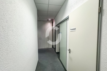 Attraktive Praxisräume in etabliertem Ärzte- und Dienstleistungsumfeld des Kaiserbaus - Praxisfläche (90880)