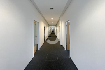 Premiumlage – Repräsentative Büroflächen am kleinen Schloßplatz - 3. OG (96472)