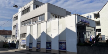 Lichtdurchflutete Praxis in Ärztehaus, 70567 Stuttgart, Möhringen, Praxisfläche