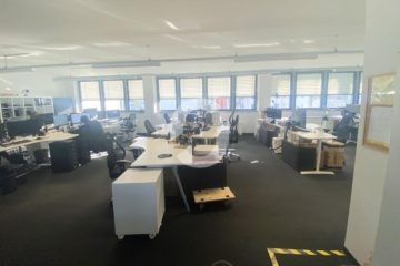 Büro mit Charme und Aussicht: Flexible Open Space Fläche in Feuerbach! - IMG_2887 (77473)