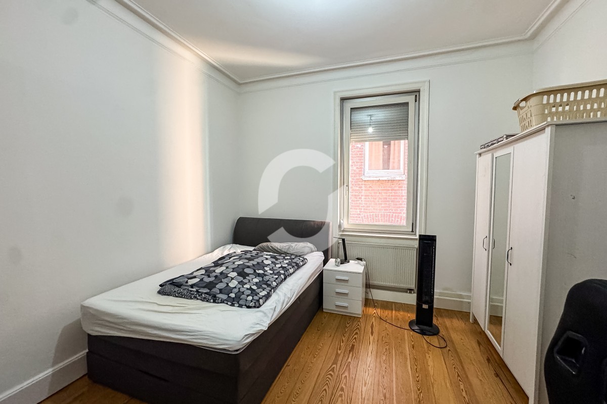 Schlafzimmer 2