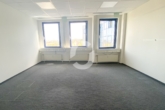 Bild - Attraktives Büro mit hochwertiger Küche in Böblingen – Nachmieter gesucht