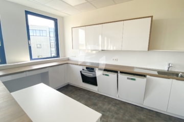 Attraktives Büro mit hochwertiger Küche in Böblingen – Nachmieter gesucht - Bild (85187)