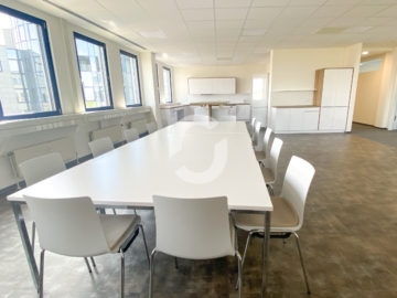 Attraktives Büro mit hochwertiger Küche in Böblingen – Nachmieter gesucht - Bild (85184)