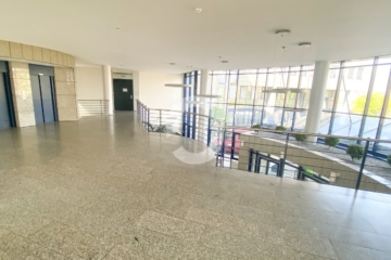 Attraktives Büro mit hochwertiger Küche in Böblingen – Nachmieter gesucht - Bild (85198)