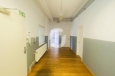 Innenansicht - Bürofläche in altem Industriegebäude