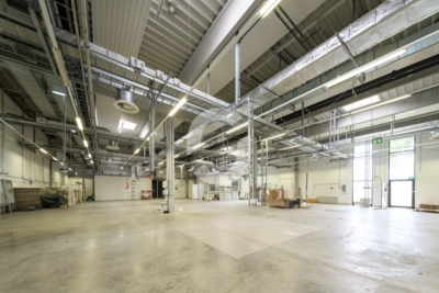 Halle 1.126 m² mit 4 ebenerdigen Toren – auch kurzfristig, Denkendorf - Impression (98554)