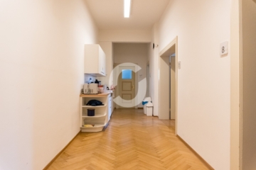 Attraktive Bürofläche in stilvoller Stadtvilla – ca. 314 m2 - Büro (89960)