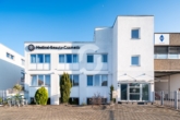 Außenansicht - Modernisierte Kosmetik-/Praxisfläche mit Büro in zentraler Lage