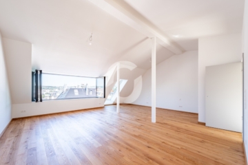 Stilvolle Stadtwohnung mit Panoramablick über Stuttgart - Wohn- und Schlafbereich (91003)