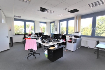 Eigenes Bürogebäude am Hallschlag - Innenansicht (90112)