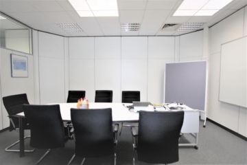 Eigenes Bürogebäude am Hallschlag - Innenansicht (93968)