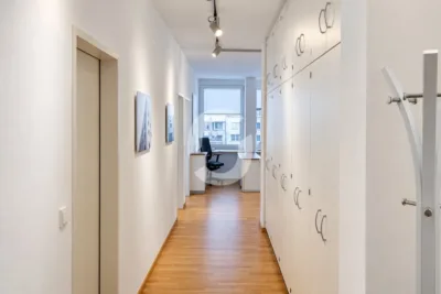 Helle Bürofläche mit 195 m² in Stuttgart-Mitte - Flur (100670)