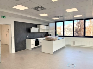 Helle, moderne Büroflächen - Innenansicht (88352)