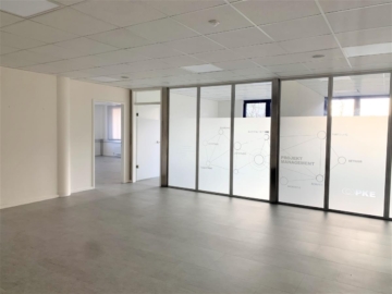 Helle, moderne Büroflächen - Innenansicht (88353)