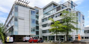 Attraktive Büroflächen mit hervorragender Infrastruktur - Titelbild (87089)