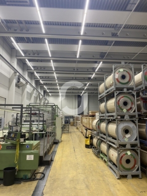 Lager-/ Produktionsimmobilie nahe der B27 - Innenbild (86200)