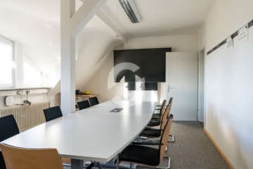 Exklusive Altbauvilla – halbhöhen Lage – ab sofort verfügbar - Besprechungsraum (94229)