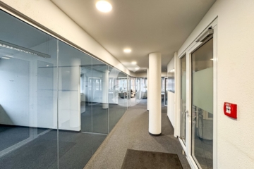 Hochwertige Bürofläche in bester Lage zur Untervermietung - Bürofläche (95922)