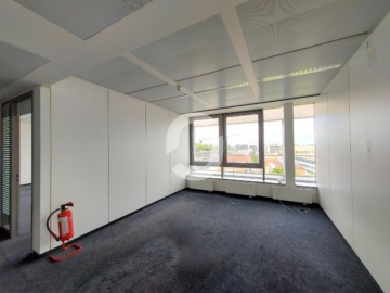 Urban arbeiten am Rotebühlplatz – top angebundene Büroflächen ab 498 m² - 20220607_152010 (93157)