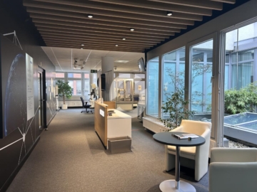 Bürofläche mit Dachterrasse in exzellenter Lage direkt am S-/U-Bahnhof - Empfang (74057)