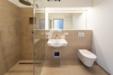 Badezimmer - Stilvolle Stadtwohnung mit Panoramablick über Stuttgart