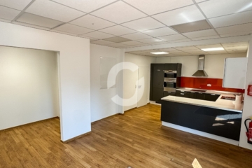 Büro – ab sofort verfügbar – 204 m² – Stellplätze inklusive - Innenansicht (87429)