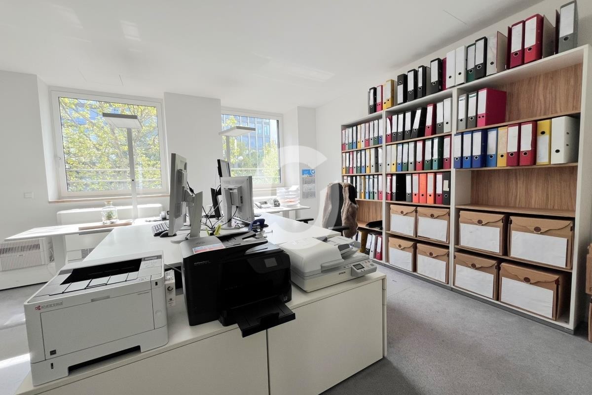 Büro 4