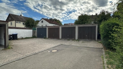 Mehrfamilienhaus mit 4 WE in Leinfelden-Echterdingen - Garagen (zwei rechts gelegene) (99205)