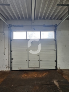 Lagerhalle mit Büro und optionaler Wohnung in Geislingen-Binsdorf zu vermieten - Rolltor (91288)