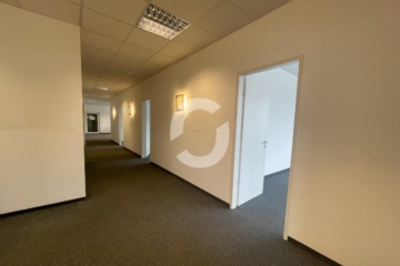 Büroräume in prägnantem Gebäude - Innenansicht 4 (74365)