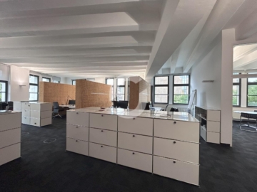 Loft-Büroetage im beliebten Bosch Areal, 70174 Stuttgart, Mitte, Bürohaus