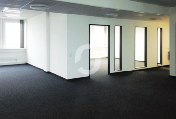 Attraktive Vakanzen im Haus der Wirtschaft – Sindelfingen - Innenansicht 3 (77428)